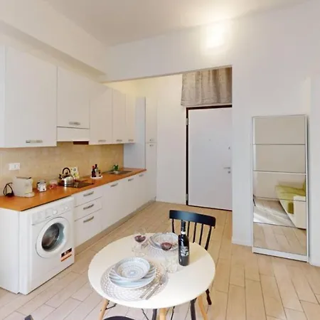 Rifugio Serraglio Station 1 Min - Wifi Free Apartamento Prato (Prato)